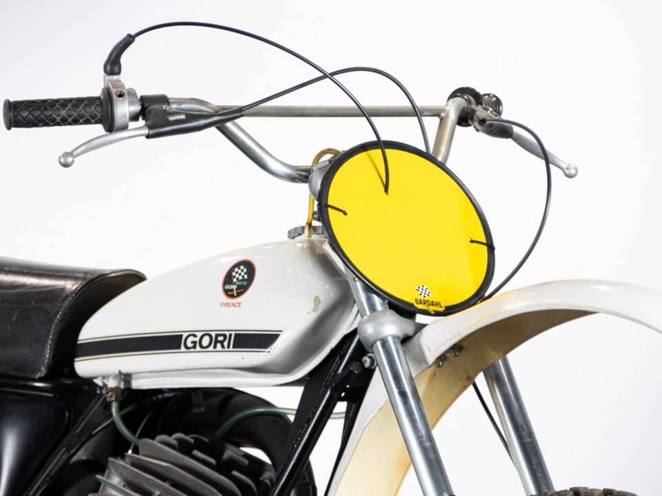 Bild 20/33 von Gori GS 125 (1974)
