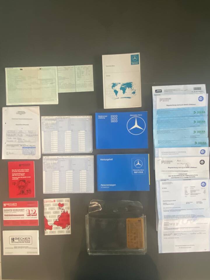 Immagine 70/91 di Mercedes-Benz 240 D (1981)