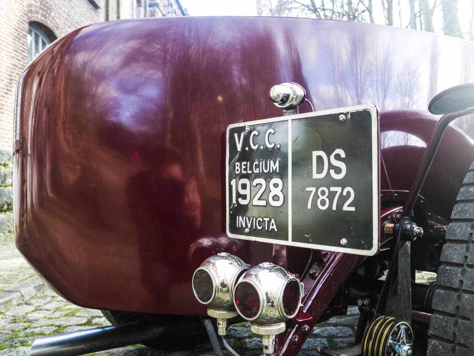 Immagine 18/41 di Invicta 4,5 Liter A-Typ High Chassis (1928)