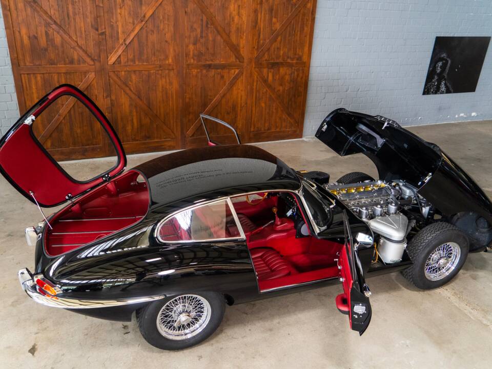 Bild 13/31 von Jaguar E-Type 4.2 (1965)
