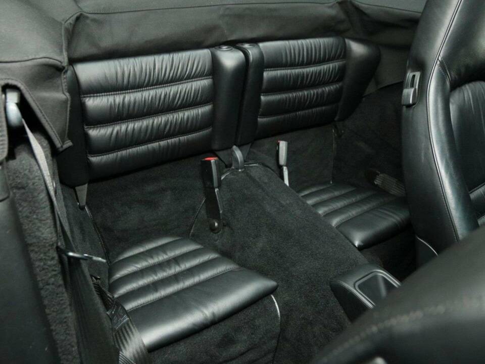 Image 21/30 of Porsche 911 Carrera 2 (WTL) (1993)