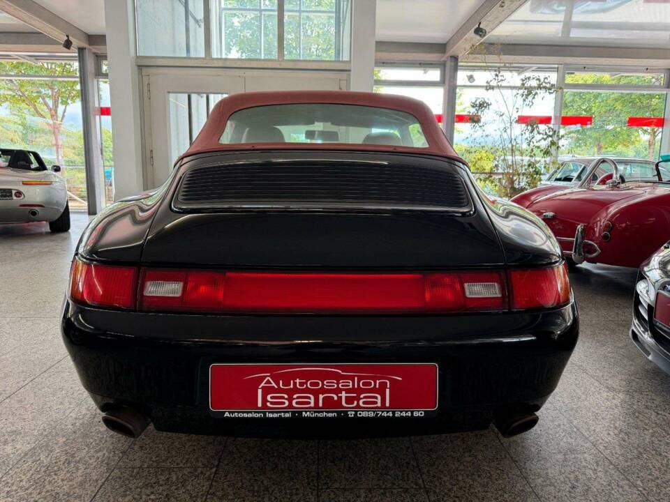 Image 34/39 of Porsche 911 Carrera (1997)