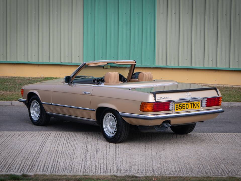 Bild 9/39 von Mercedes-Benz 280 SL (1984)