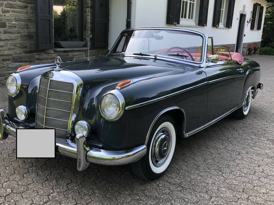 Bild 42/73 von Mercedes-Benz 220 S Cabriolet (1957)