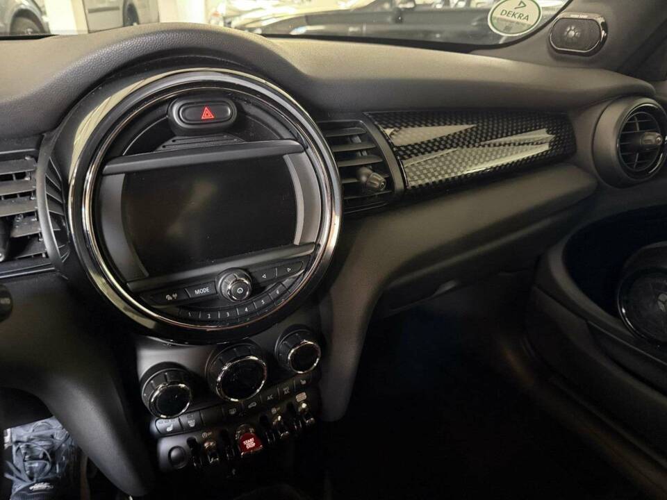 Immagine 24/26 di Mini Cooper S (2018)