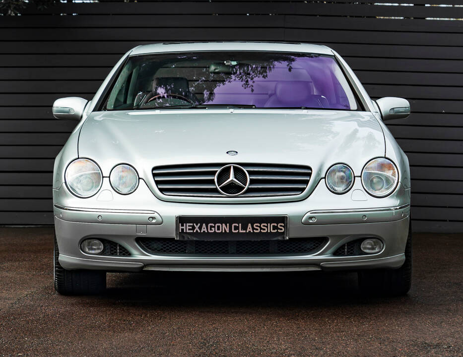 Afbeelding 9/45 van Mercedes-Benz CL 600 (2002)
