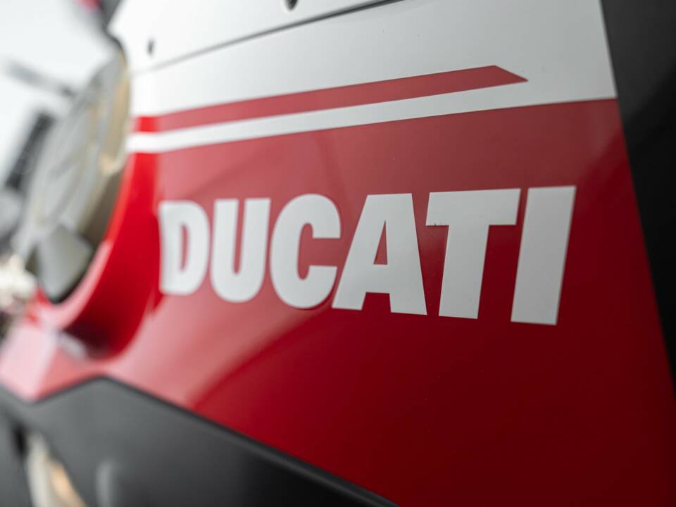 Bild 20/44 von Ducati DUMMY (2019)