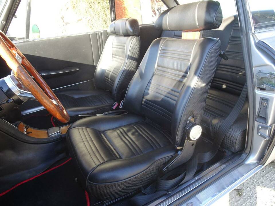 Bild 5/50 von Alfa Romeo 1750 GT Veloce (1971)