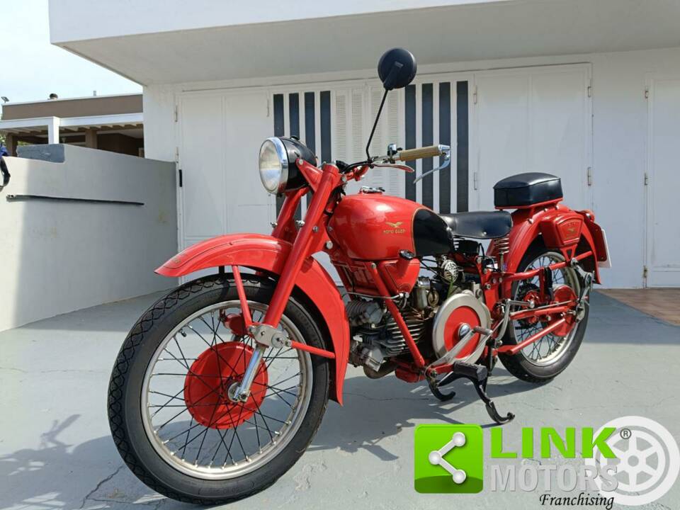 Image 8/10 of Moto Guzzi DUMMY (1960)