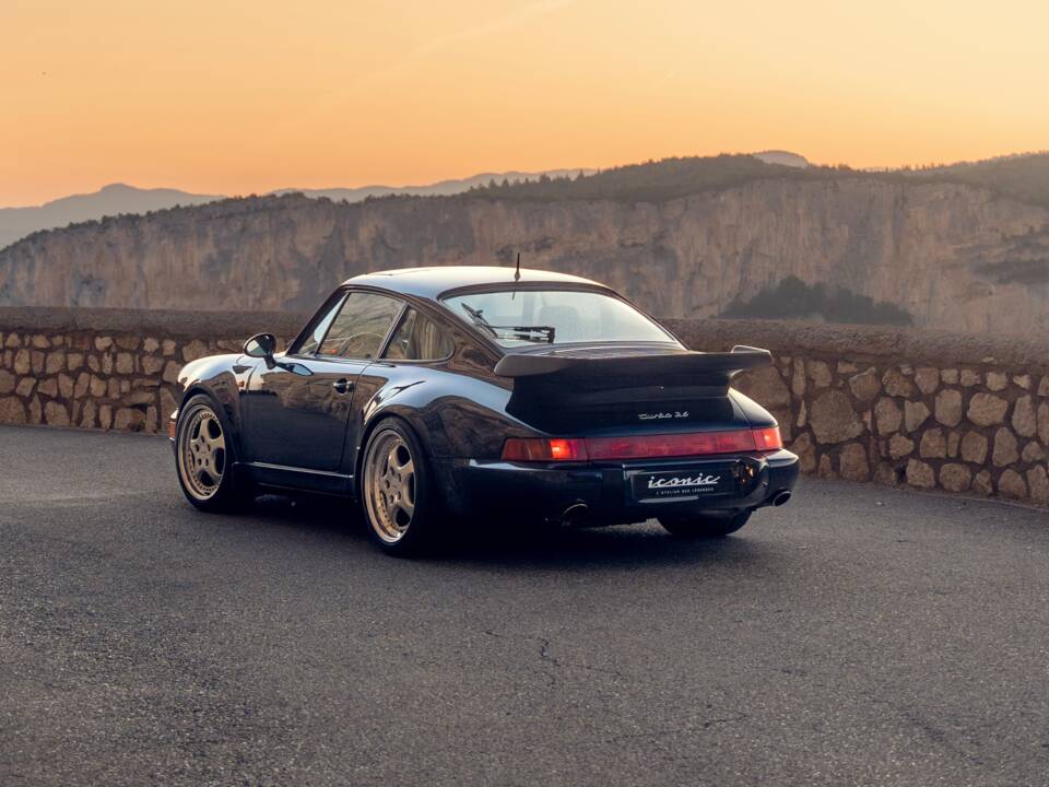 Afbeelding 2/9 van Porsche 911 Turbo 3.6 (1993)