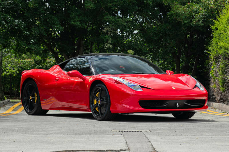 Image 1/50 of Ferrari 458 Italia (2012)