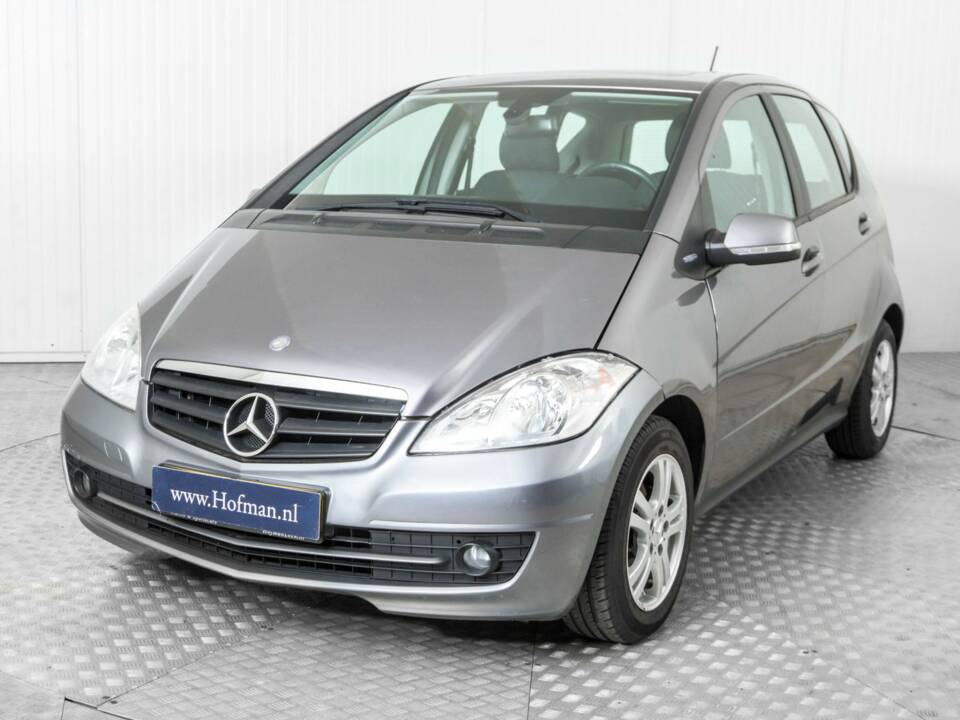 Bild 17/43 von Mercedes-Benz A 160 CDI (2010)