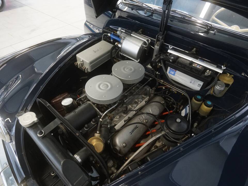 Image 17/33 of BMW 3200 S (1961)