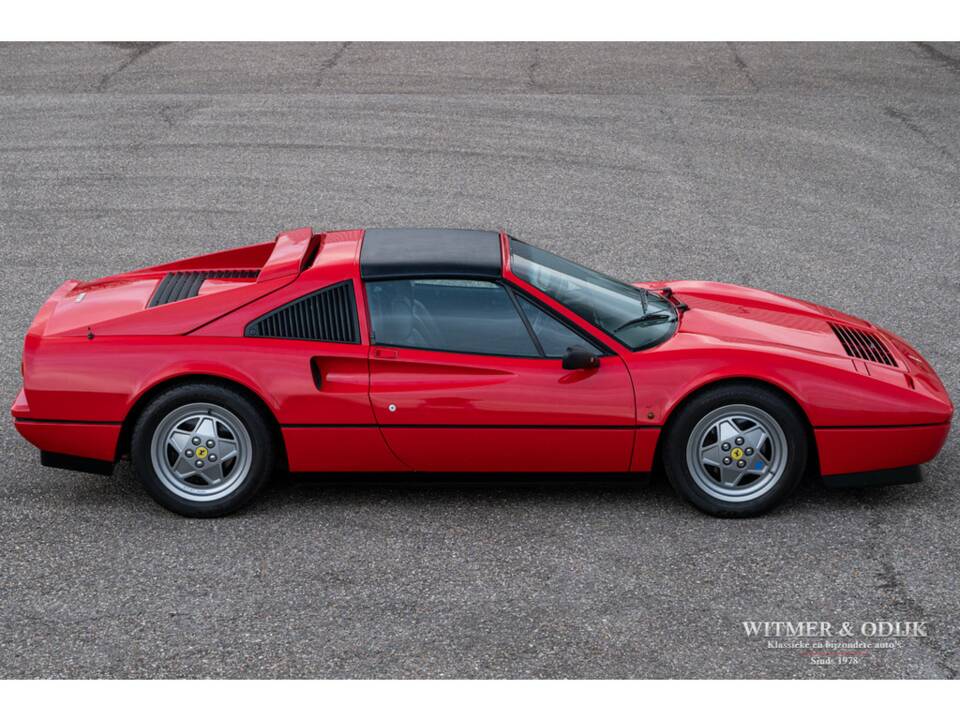Bild 6/41 von Ferrari 328 GTS (1989)