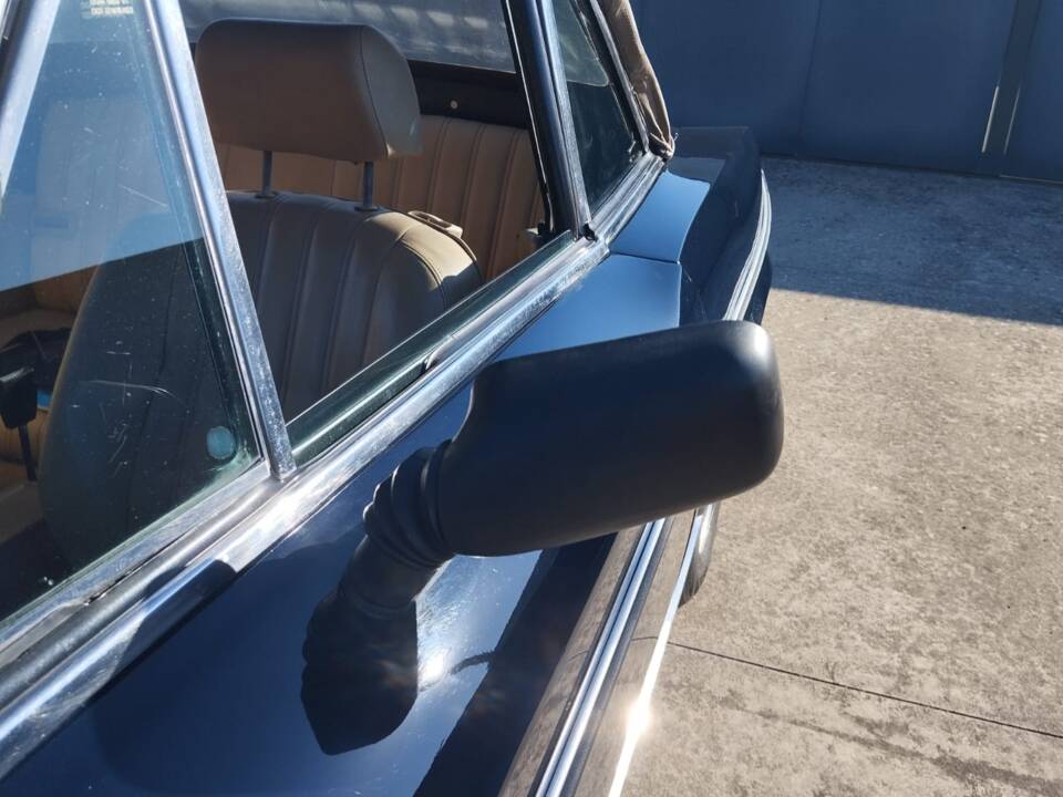 Image 26/42 of FIAT 124 Spider CS1 (1975)