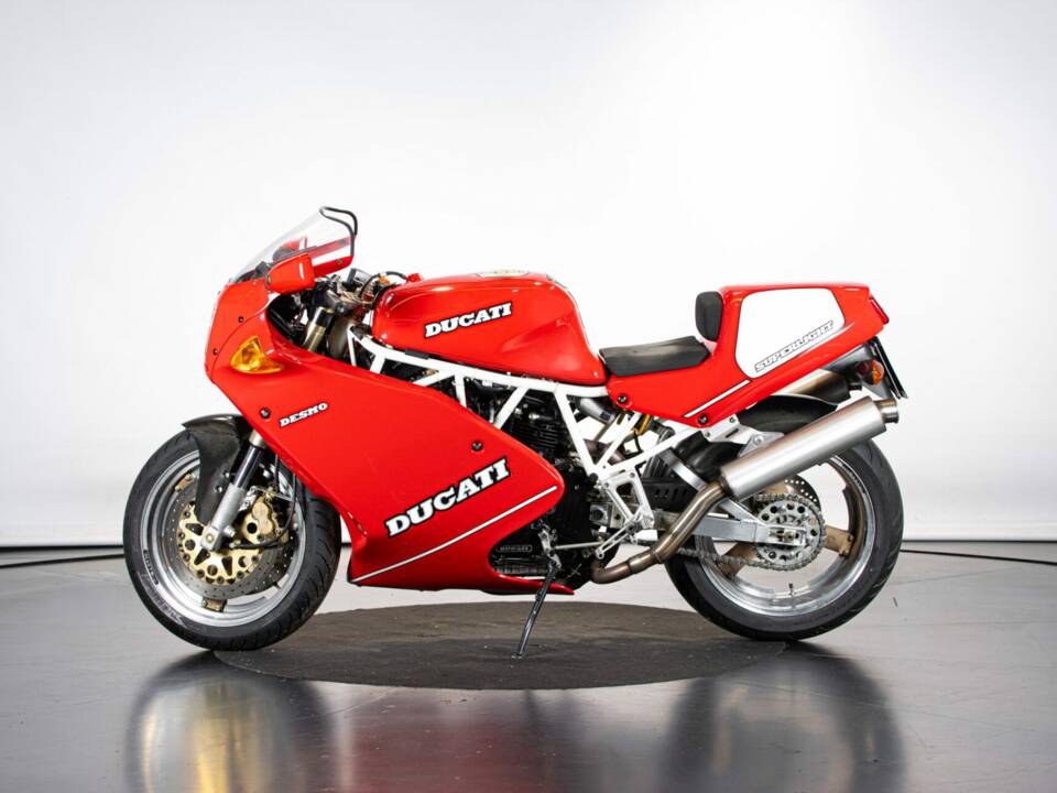 Image 2/50 of Ducati 900 SS (1992)