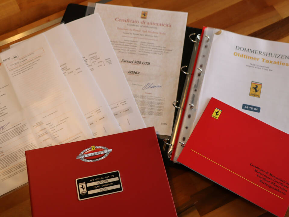 Image 8/50 of Ferrari 308 GTB (1977)
