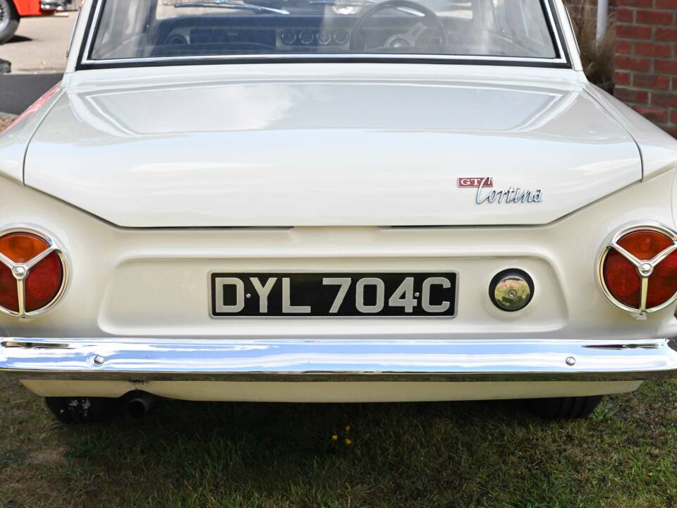 Bild 16/46 von Ford Cortina GT (1965)