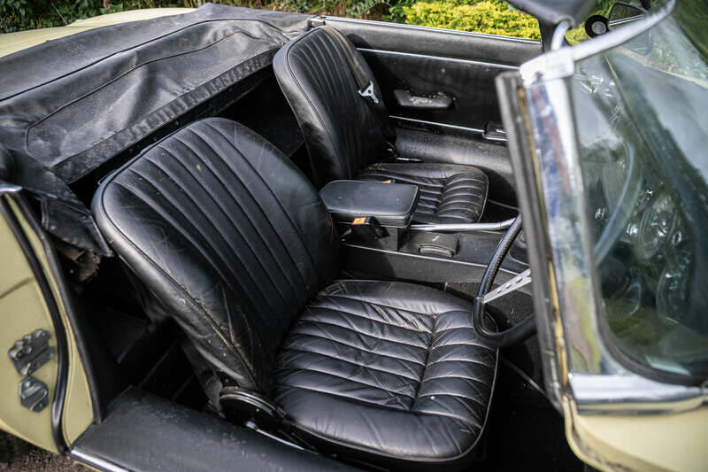 Afbeelding 42/45 van Jaguar E-Type V12 (1973)