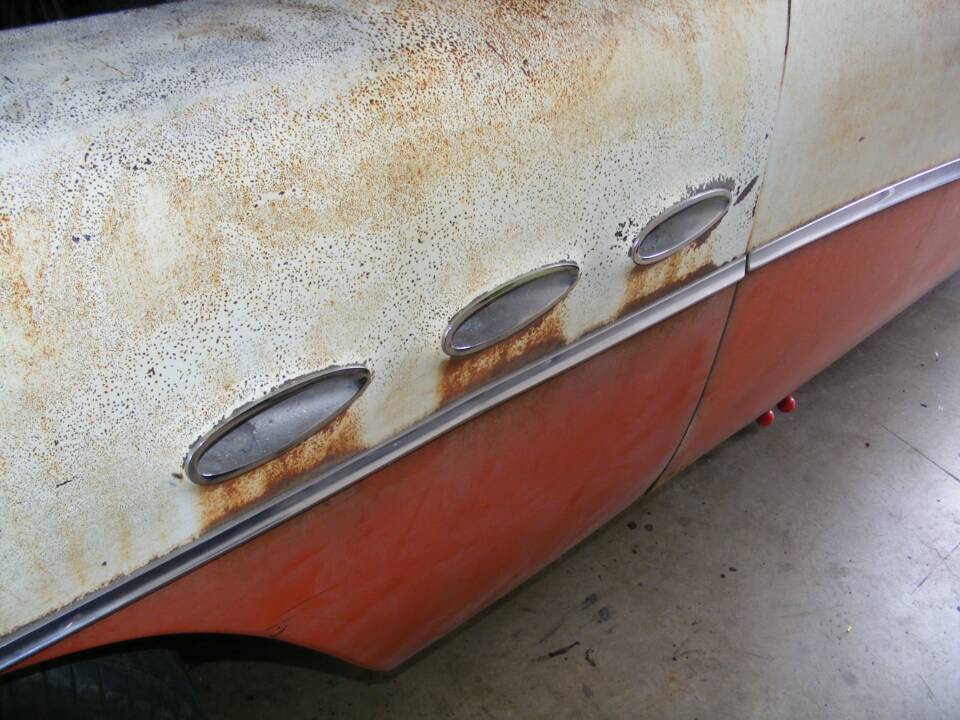 Image 7/56 of Buick 40 Special (1956)