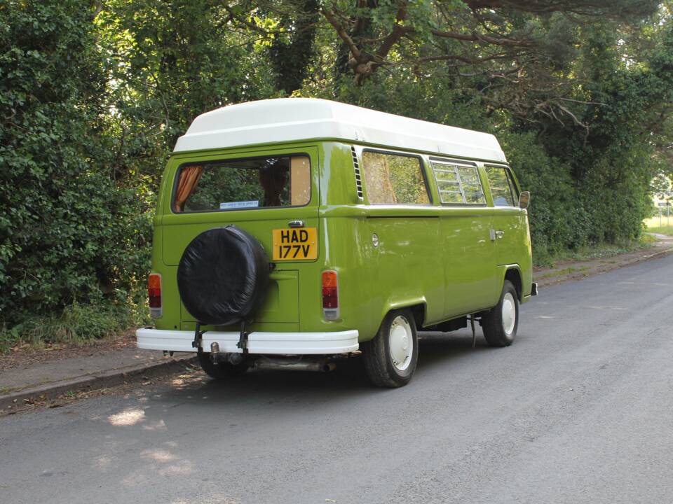 Image 8/17 de Volkswagen T2 Combi (1979)