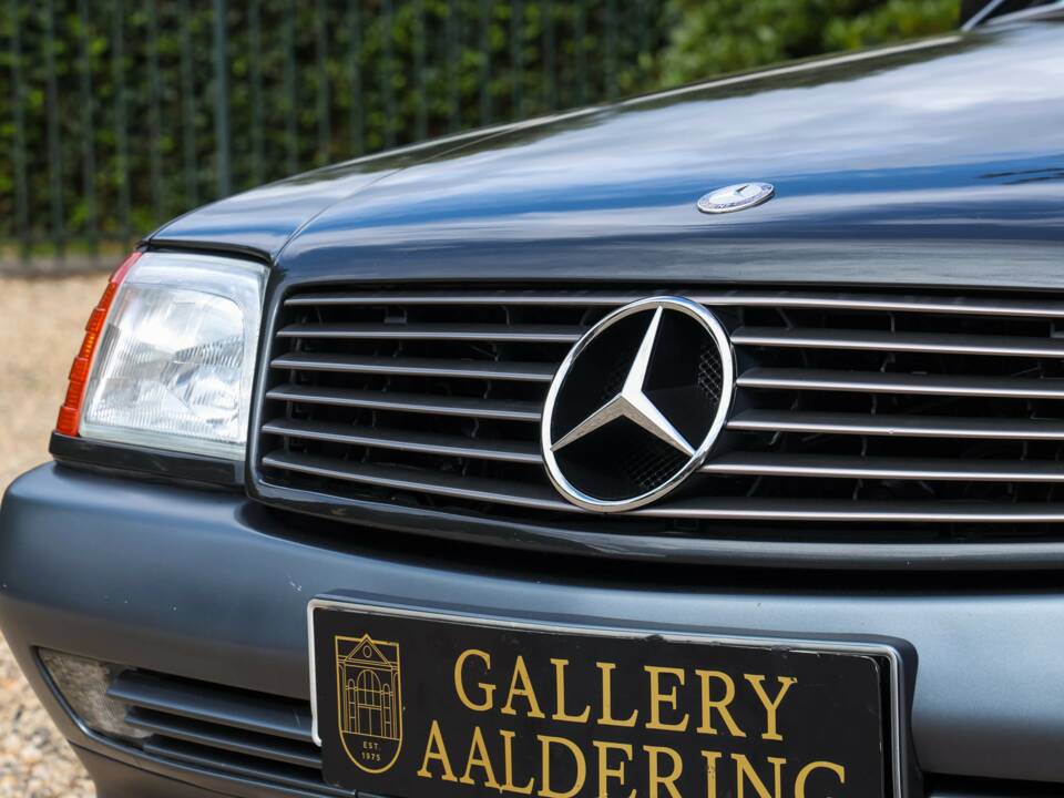 Image 49/50 of Mercedes-Benz 500 SL (1992)
