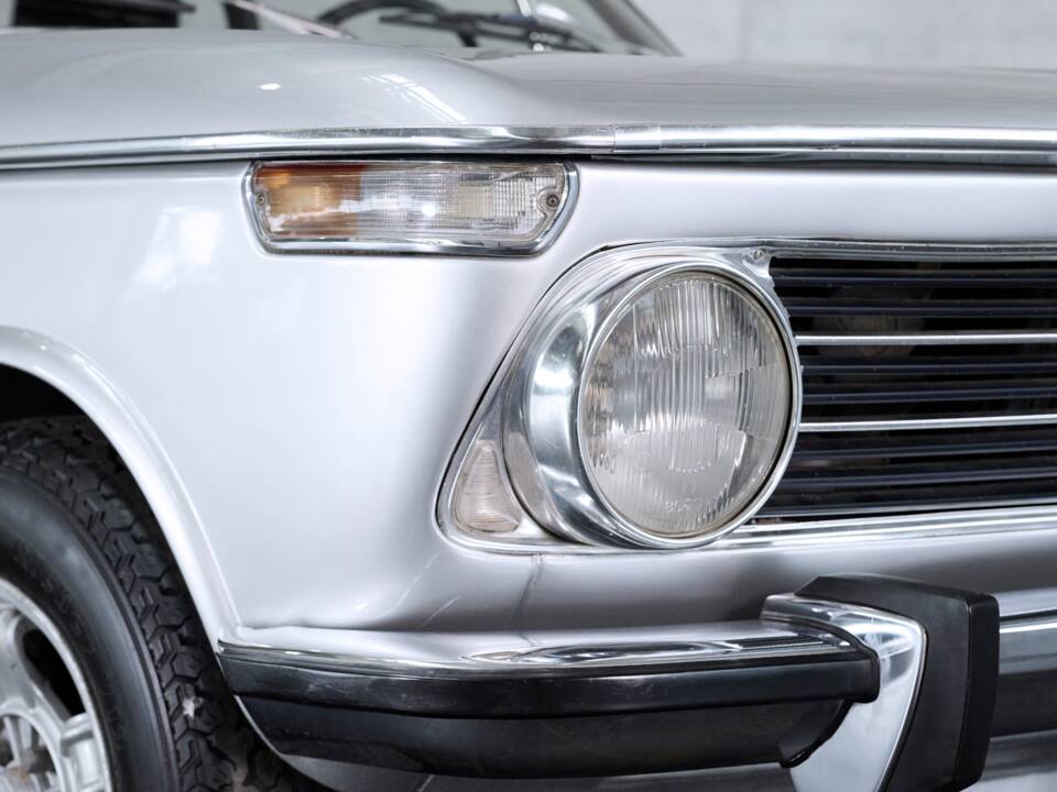 Bild 34/50 von BMW 2002 Baur (1972)