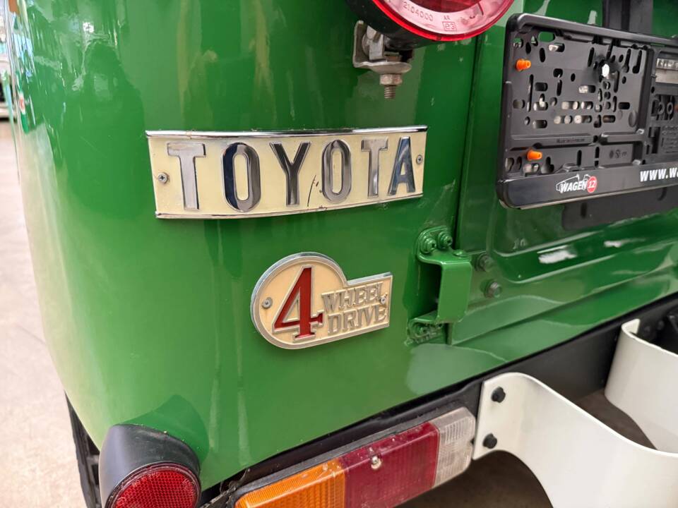 Bild 17/20 von Toyota Land Cruiser BJ 42 (1981)