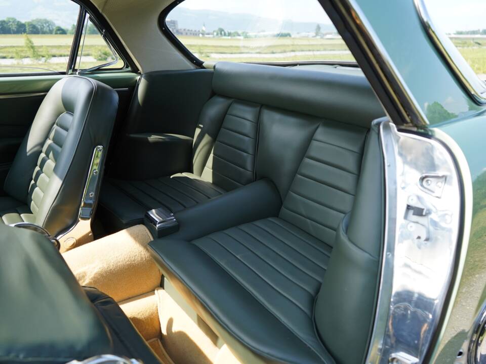 Image 21/75 of Maserati 3500 GT Touring (1961)