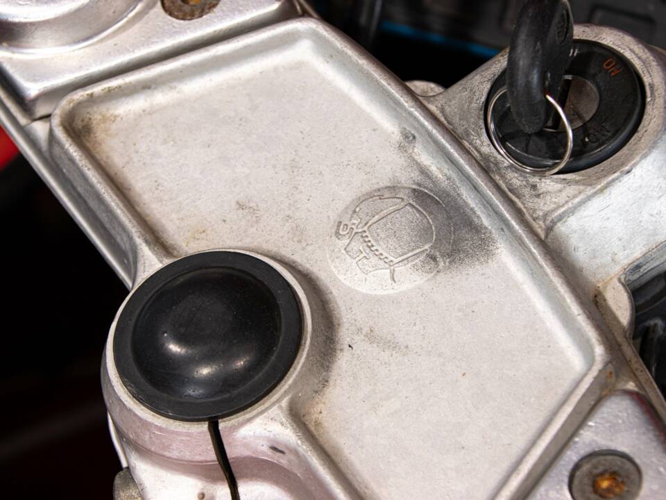 Image 31/45 of Ducati DUMMY (1988)