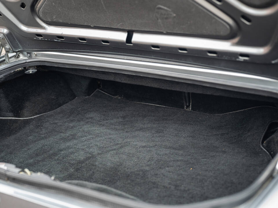 Image 25/42 de Porsche 944 S2 (1991)