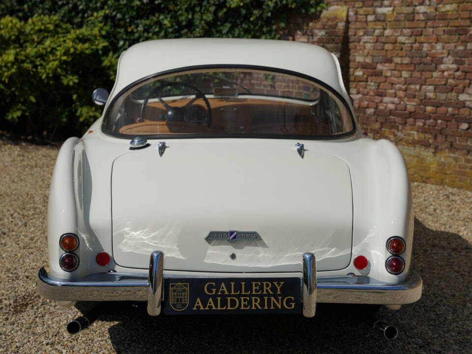 Image 24/50 of Talbot-Lago 2500 Coupé T14 LS (1962)