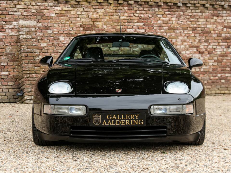 Afbeelding 5/50 van Porsche 928 GTS (1994)