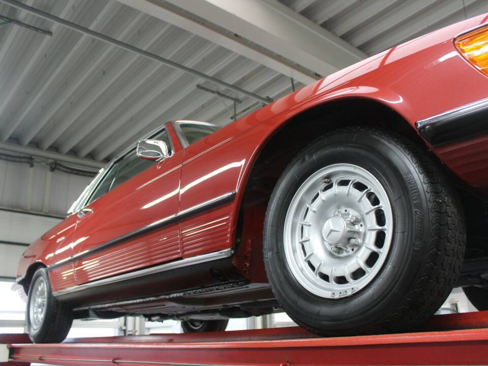 Bild 7/50 von Mercedes-Benz 280 SLC (1975)