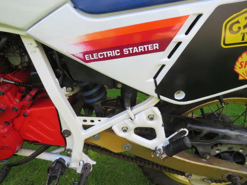 Bild 30/47 von Honda DUMMY (1985)