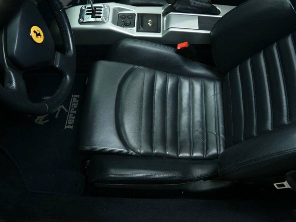 Immagine 14/50 di Ferrari 360 Spider (2003)