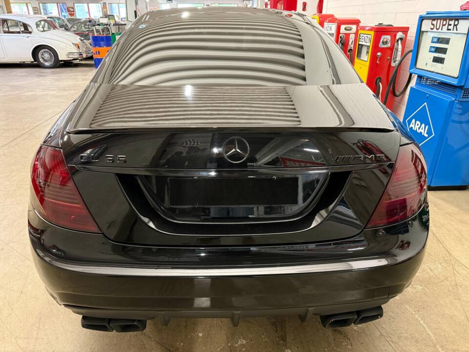 Immagine 18/19 di Mercedes-Benz CL 600 (2006)