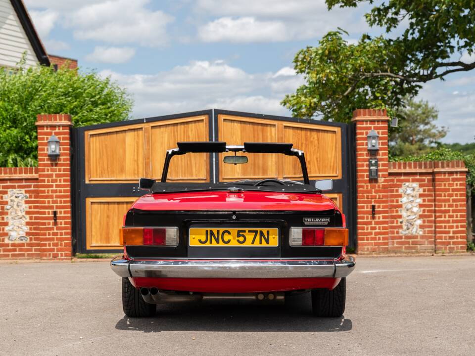 Immagine 38/50 di Triumph TR 6 (1975)