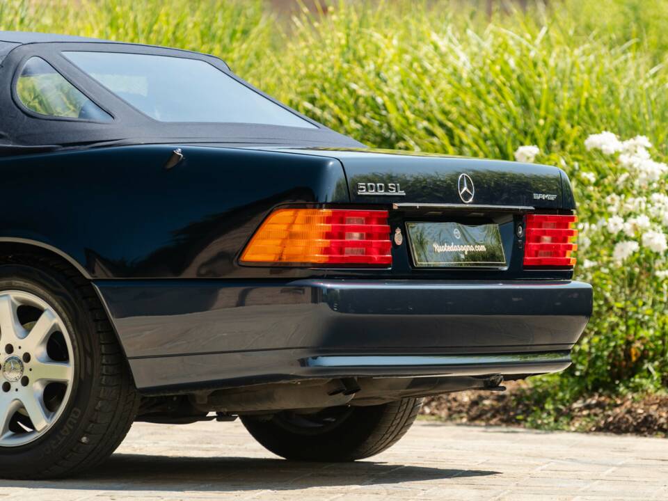 Image 9/45 of Mercedes-Benz 500 SL (1990)
