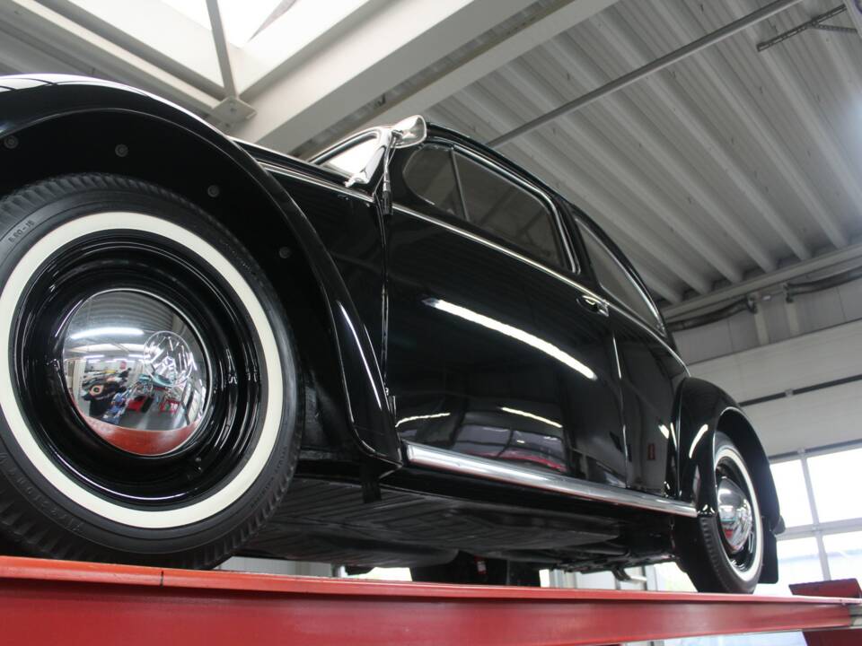 Image 8/50 of Volkswagen Beetle 1200 Standard "Oval" (1955)