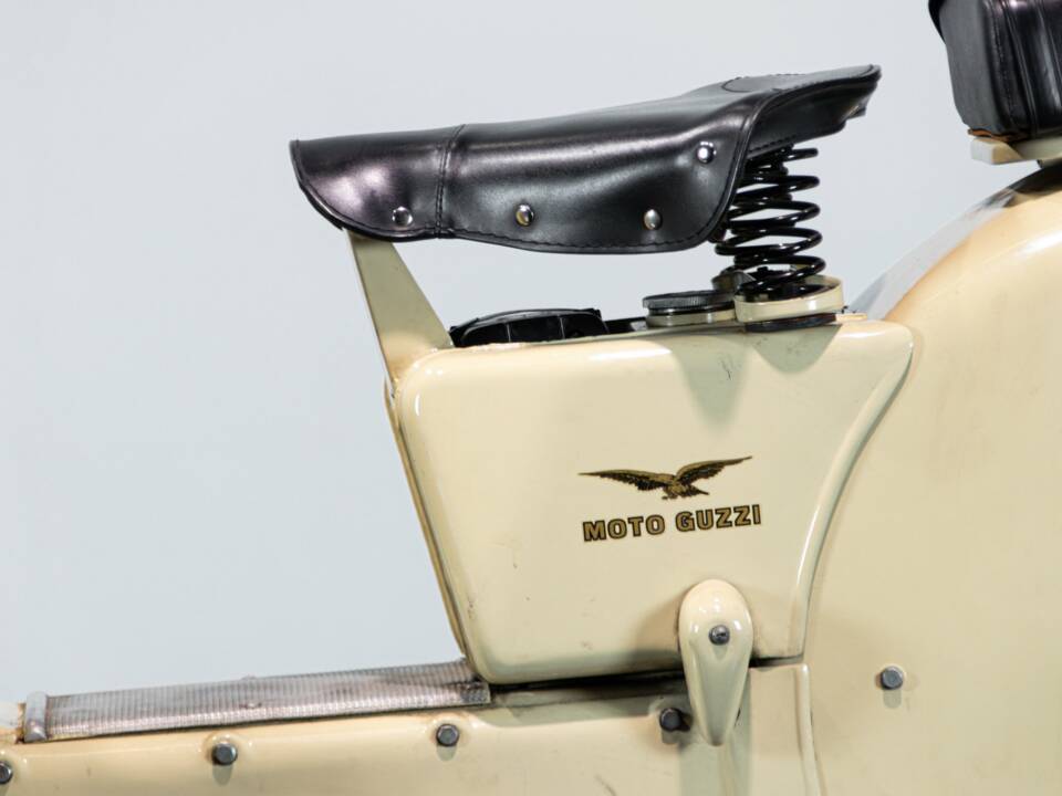 Image 36/50 of Moto Guzzi DUMMY (1951)