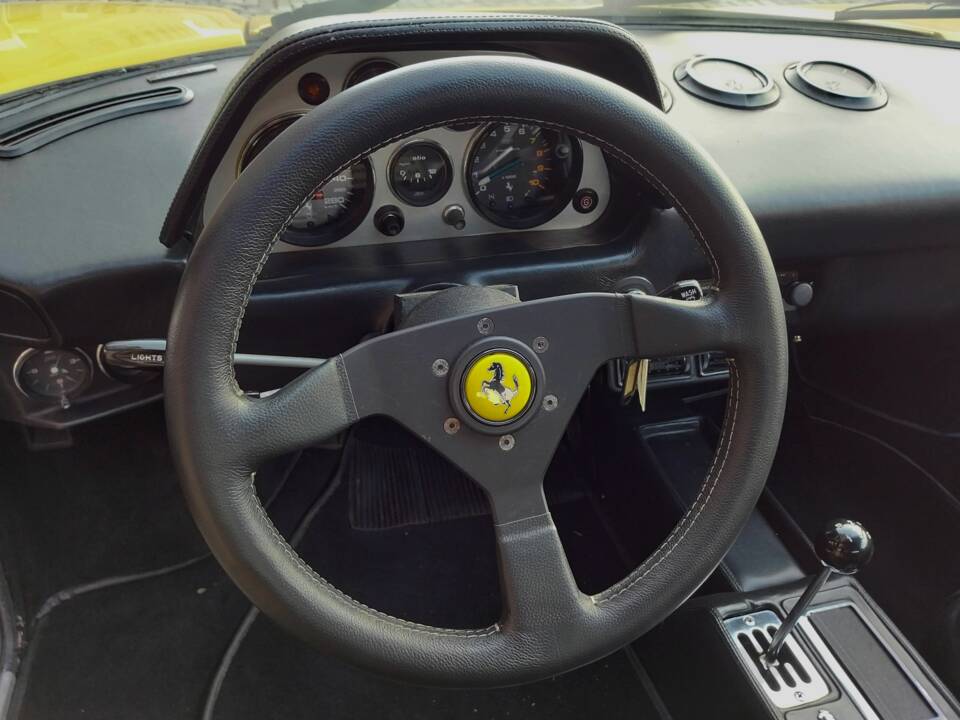 Image 39/53 of Ferrari 308 GTB (1979)