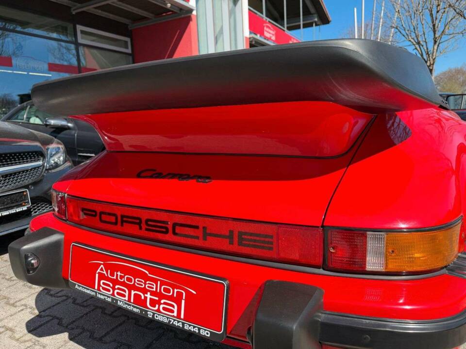 Imagen 5/35 de Porsche 911 Carrera 3.2 (1985)