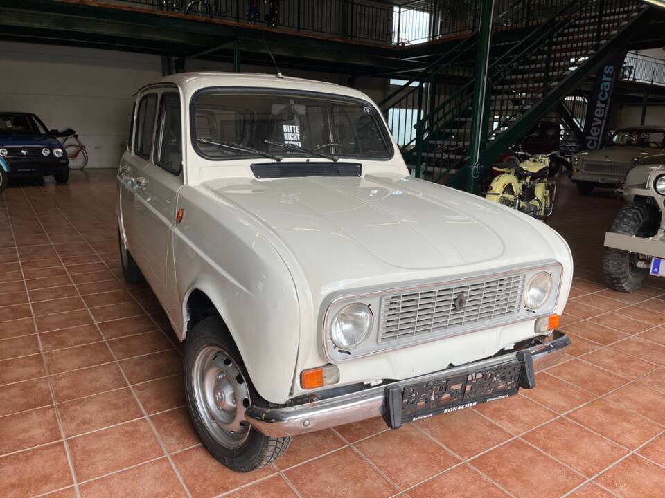Immagine 39/54 di Renault R 4 TL (1987)
