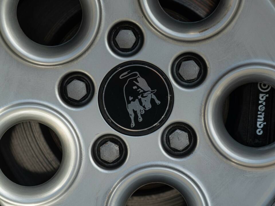 Image 42/50 of Lamborghini Diablo VT (1993)