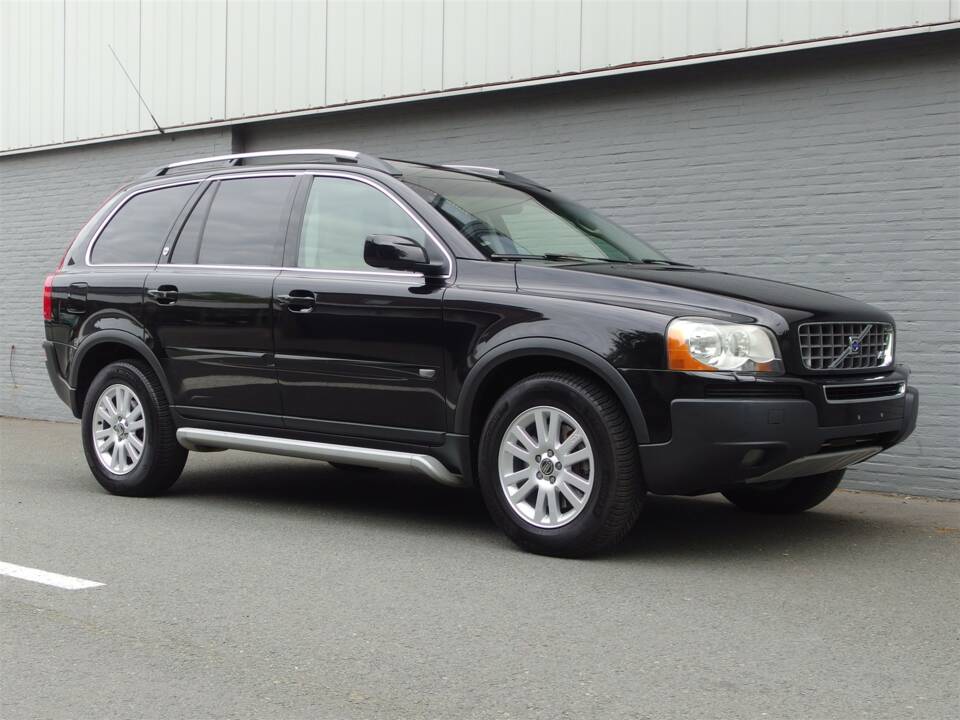 Bild 2/97 von Volvo XC90 V8 (2005)