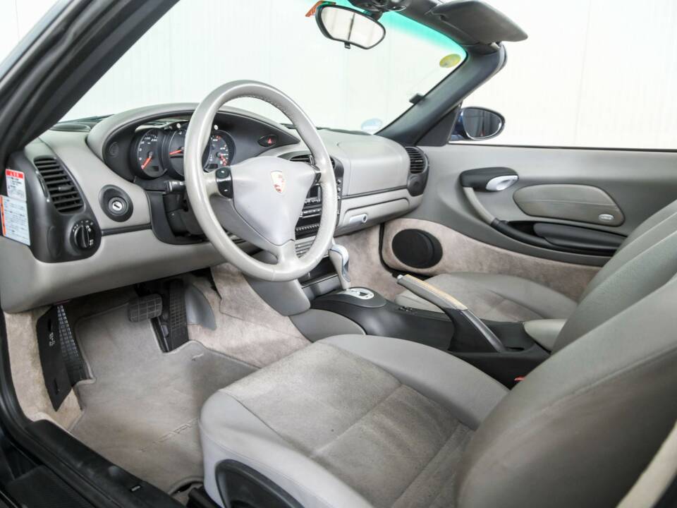 Image 11/50 of Porsche Boxster (2005)