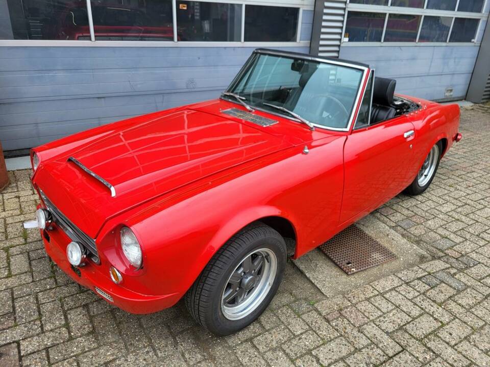 Image 3/8 de Datsun Fairlady 1600 (1968)