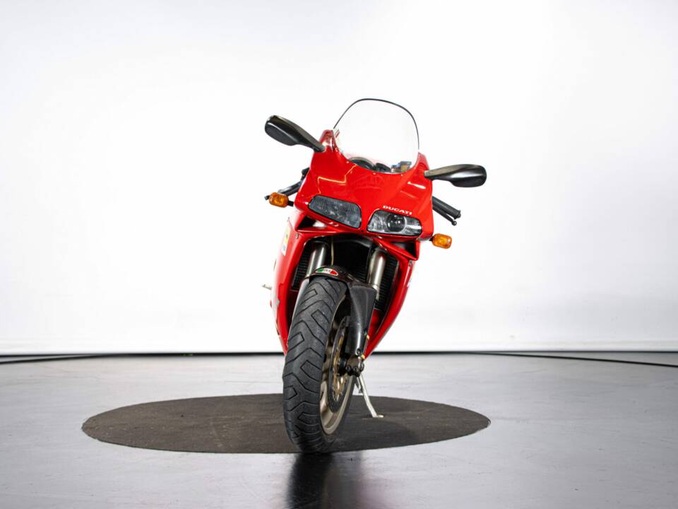 Bild 7/50 von Ducati 916 (1994)