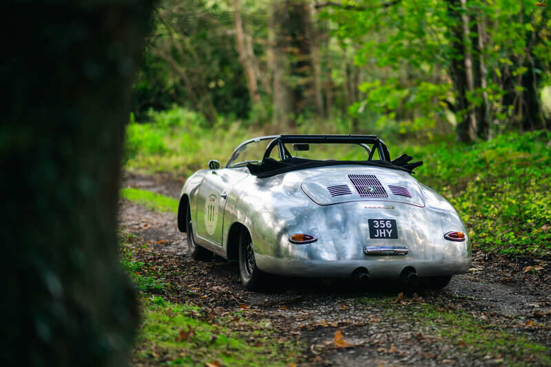 Image 12/50 of Porsche 356 C Carrera 2&#x2F;2000 GS (1964)